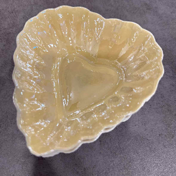 Four Belleek Heart Dishes