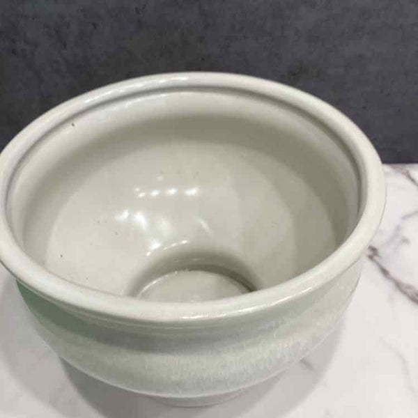 Cream Pottery Bowl