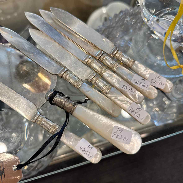 7 Piece Cake Server And Fruit Knives