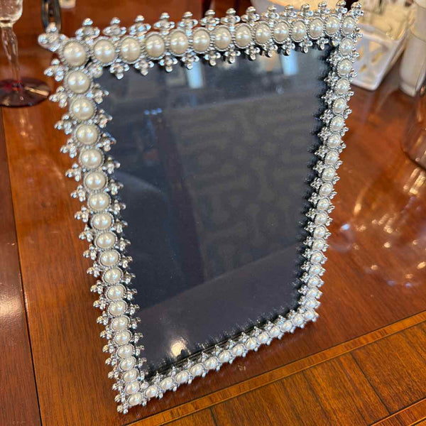 Olivia Riegel Crystal & Pearl Frame
