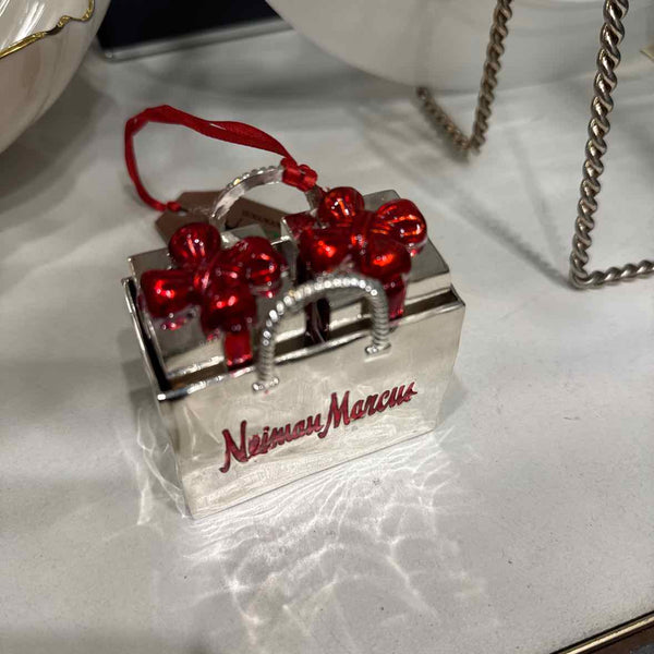 Neiman Marcus Salt And Pepper Shakers