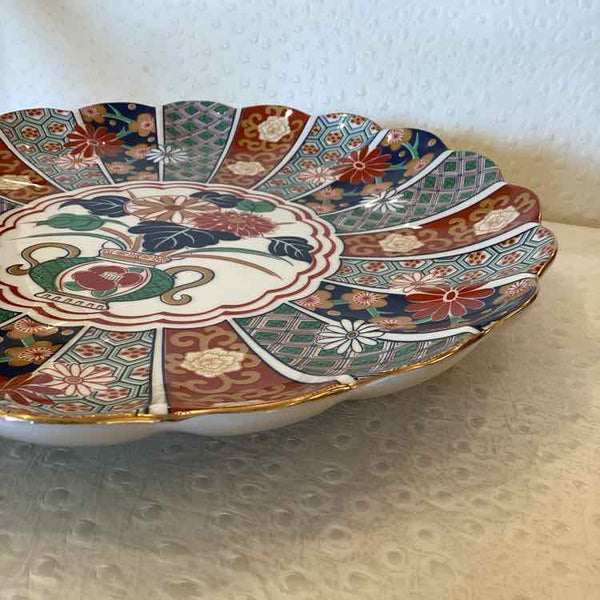 Arita Imari Scalloped Platter