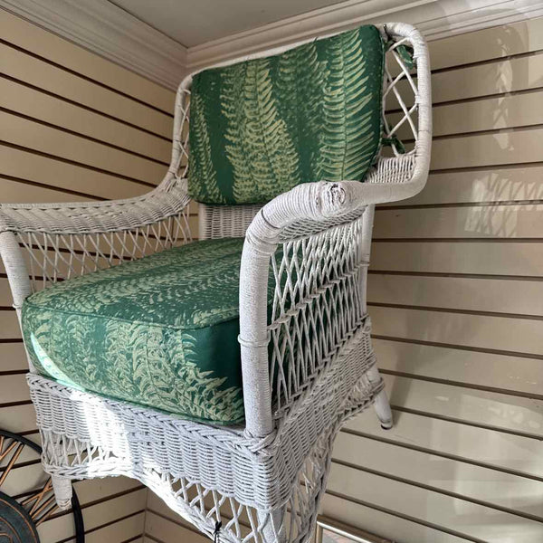 Vintage White Wicker Chair