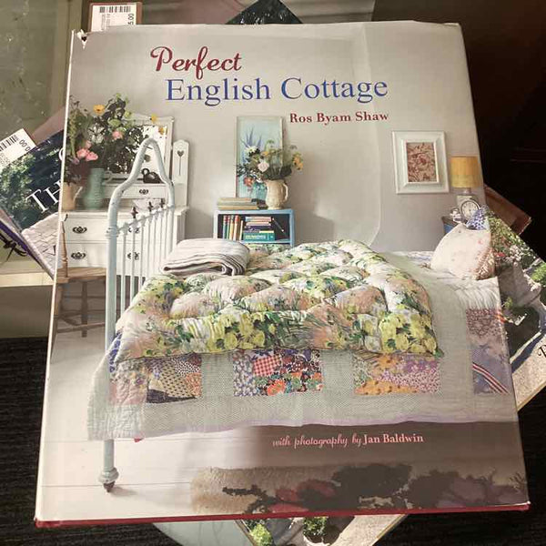 Books - Perfect English Cottage