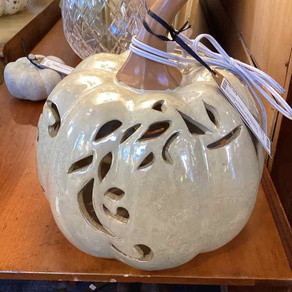 Ceramic Pumpkin w/Light