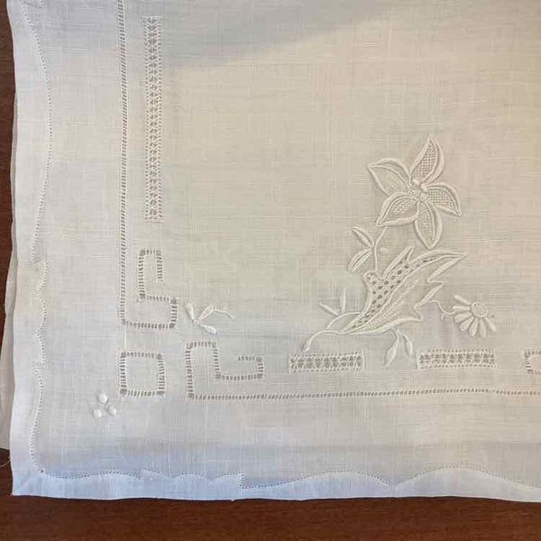 7 Linen Placemats