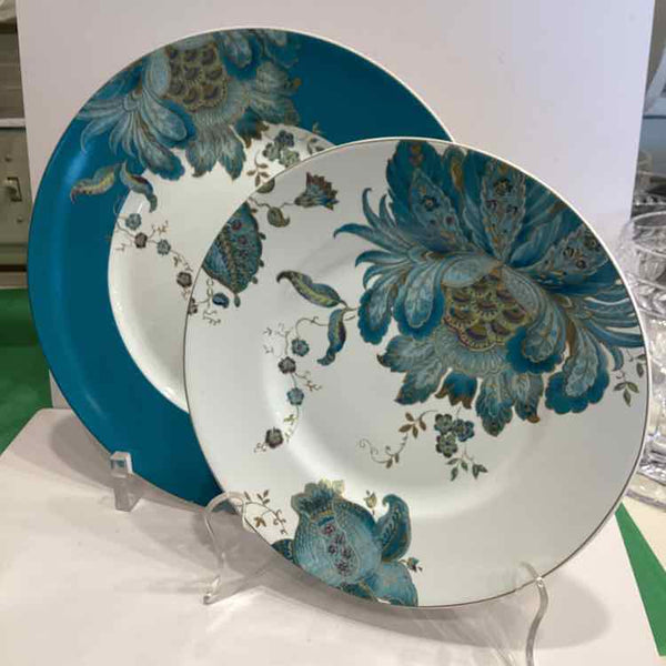 222 Fifth China "Eliza" Set of China