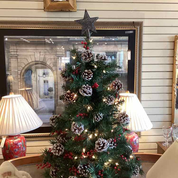 Lighted & Decorated Christmas Tree