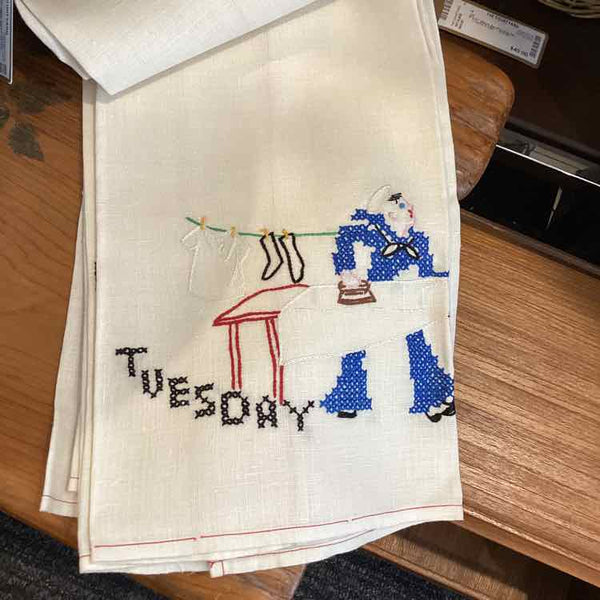 1940's Dish Towels with Days of the Week - Cross Stitch