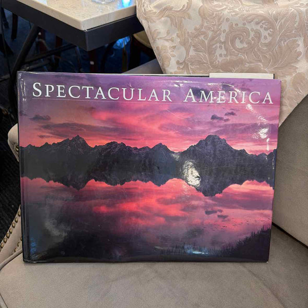 Spectacular America Book