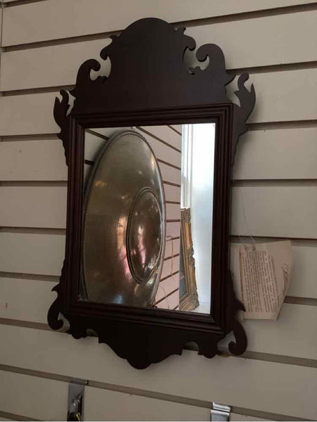 Mahogany Williamsburg Mirror With Shelf