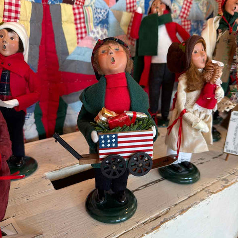 Byer's Choice Traditional Shopper