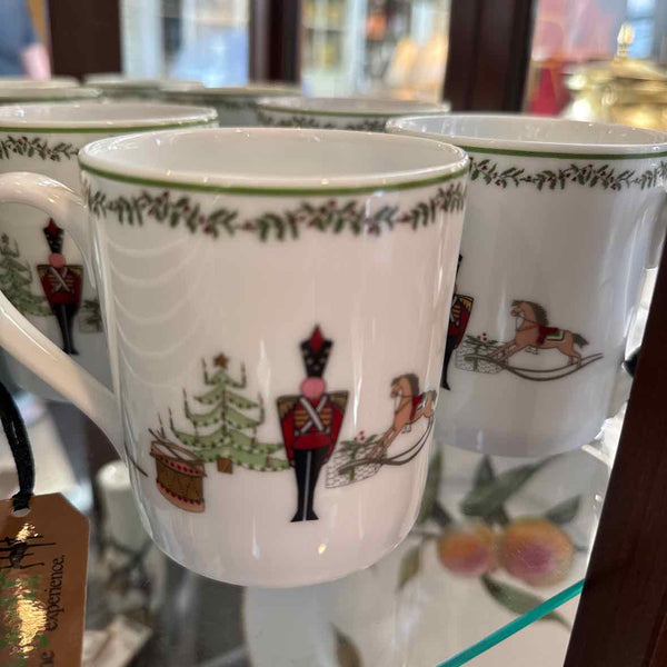 Set of 4 Bernardaud Grenadiers "Happy Holiday" Mugs