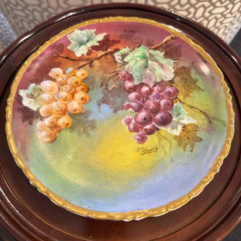 Printed Plate With Grapes