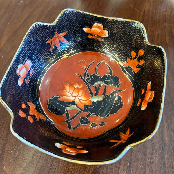 Red Lotus Black Ceramic Dish
