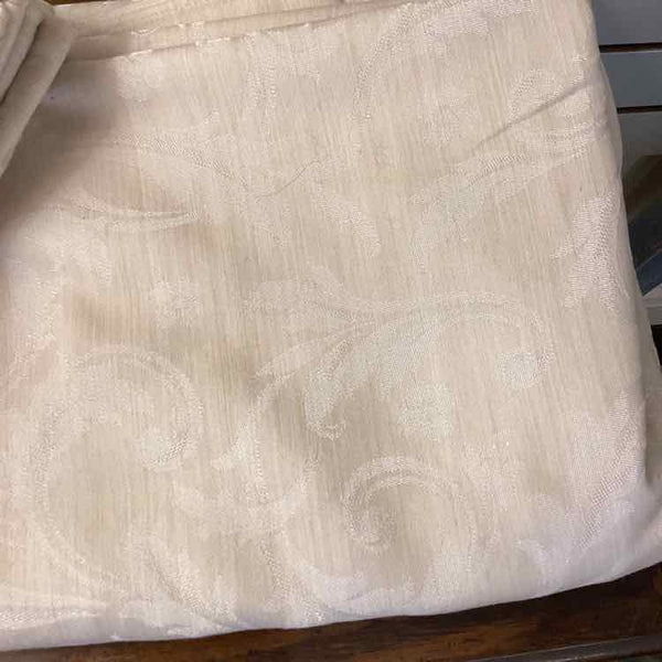"As Is" Waterford Ivory Tablecloth And Eight Napkins