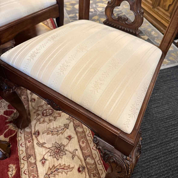 American Drew Dining Table And Six Chairs