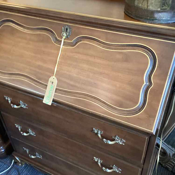 Queen Anne Three Drawer Desk