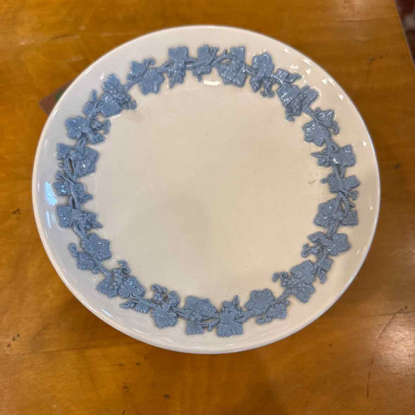 Wedgwood Queenware Pedestal Plate