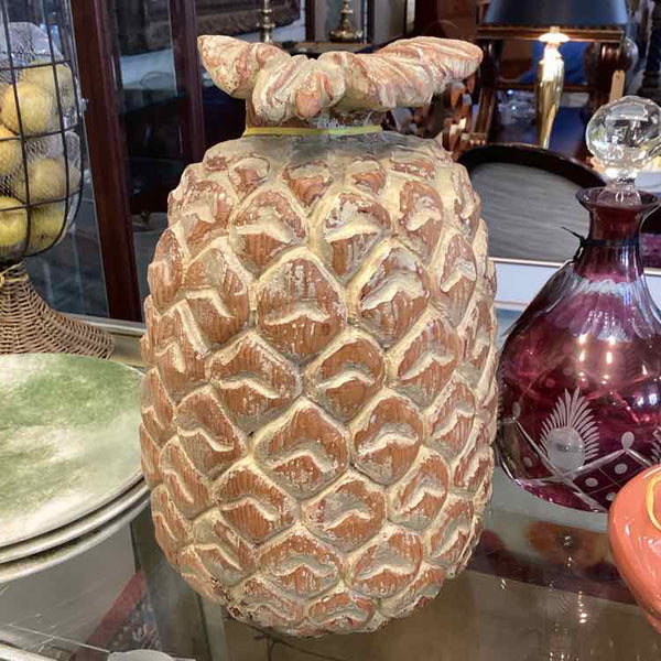 Sarried Wooden Pineapple