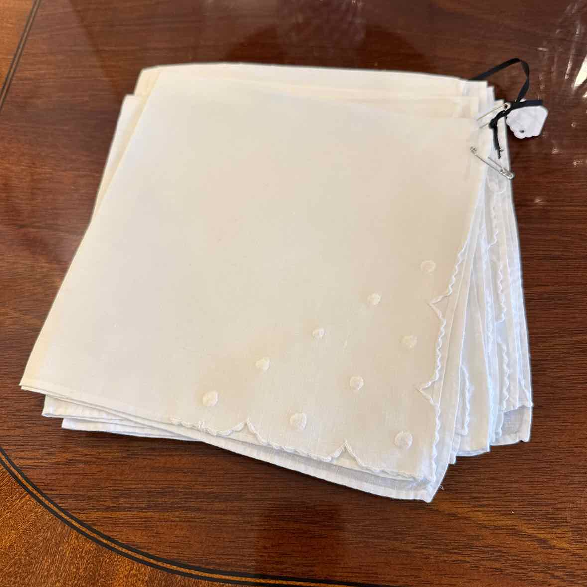 White Linen with Dots Placemats and Napkins