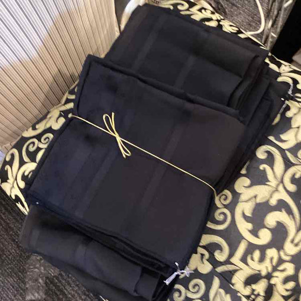 Black Striped Tablecloth & 12 Napkins