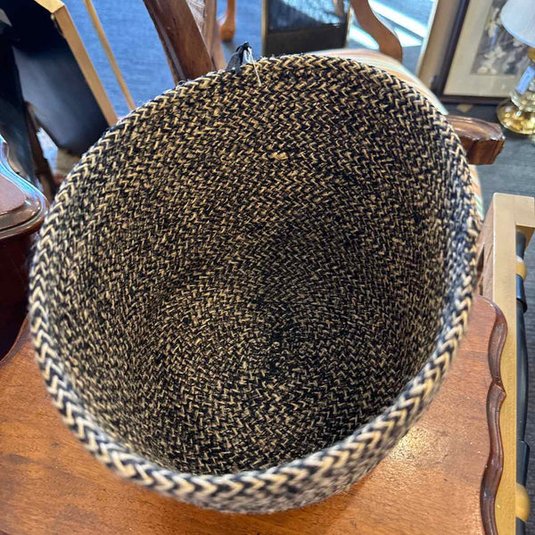 Black/Beige Woven Basket