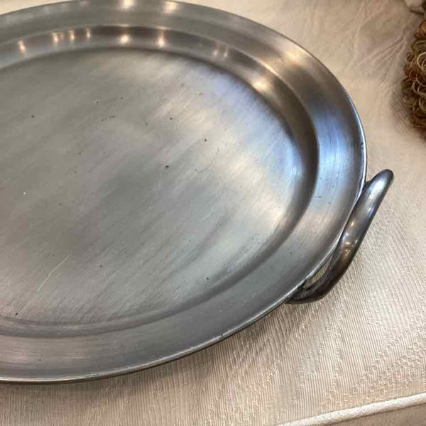 Round Metal Tray With Handles