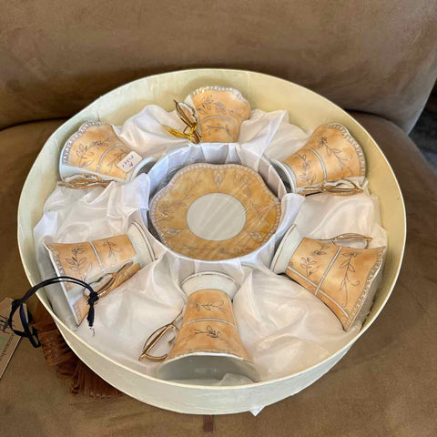 D'Lusso Collection Six Cups And  Saucers