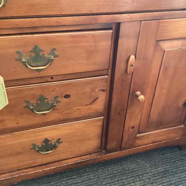 Early American Pine Washstand