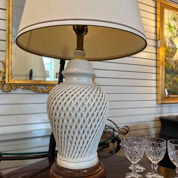 White Woven Ceramic Lamp