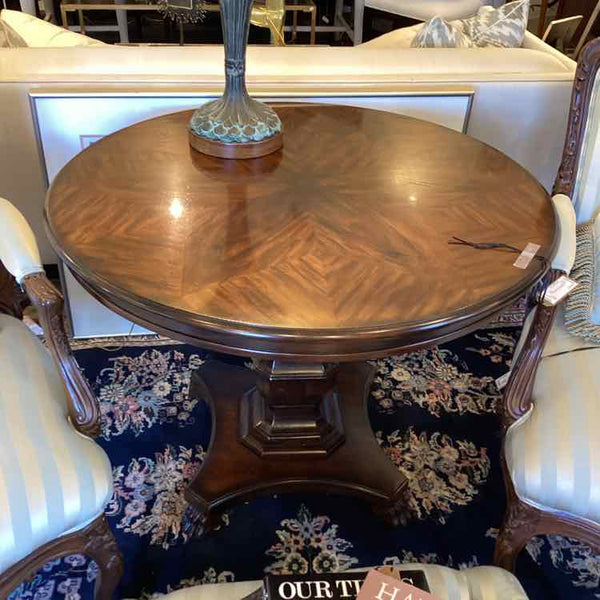Hooker Pedestal Base Entry Hall Table