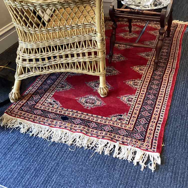 Red And Black Pakistan Handknotted Rug