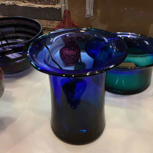 Cobalt Blue Lip Glass Vase