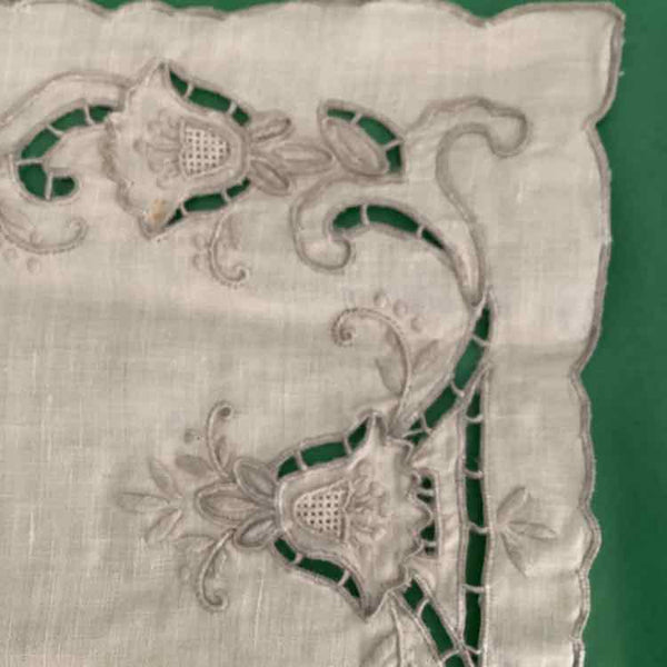 Eight Ivory Place Mats