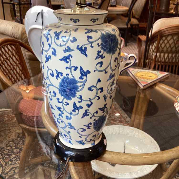Blue & White Ginger Jar Lamp