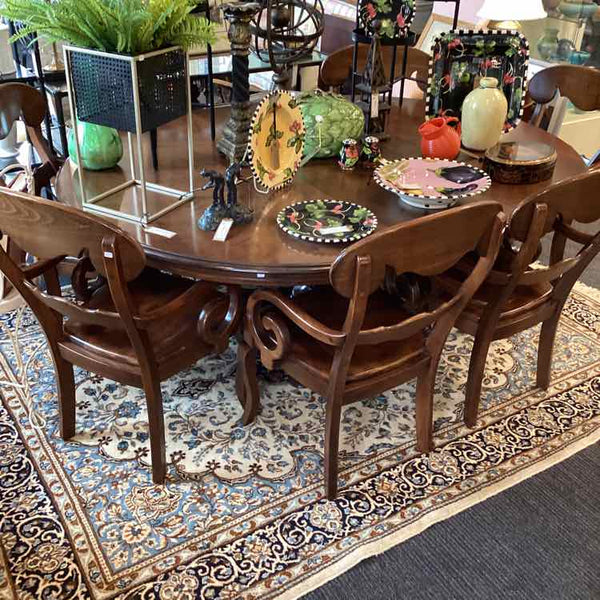 Nichols & Stone Round Dining Table & 6 Chairs