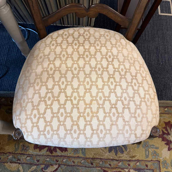 Woodridge Dining Table with 2 Arm, 6 Side Chairs