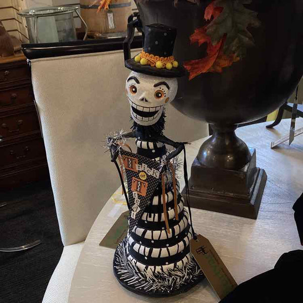 Day Of The Dead Skeleton Figure