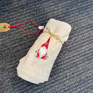 6 Linen Gnome Holiday Napkins