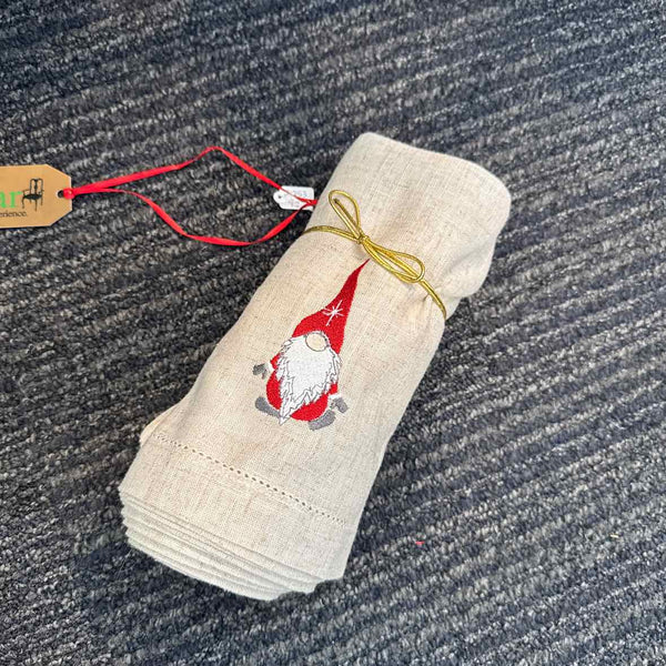 6 Linen Gnome Holiday Napkins