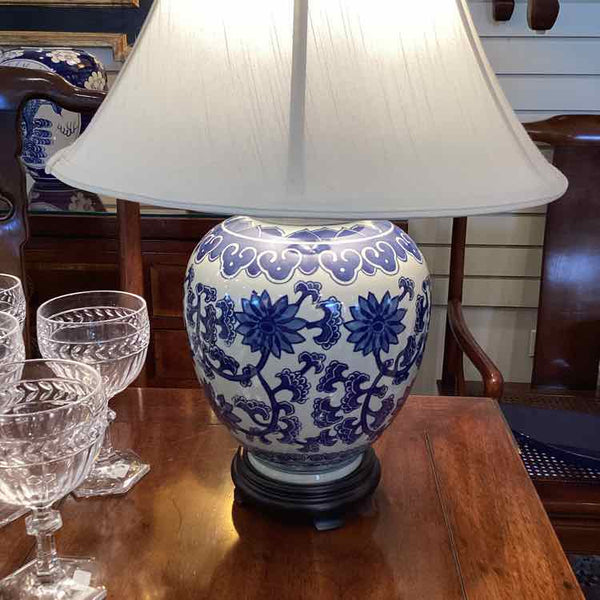 Blue/Cream Ginger Jar Lamp