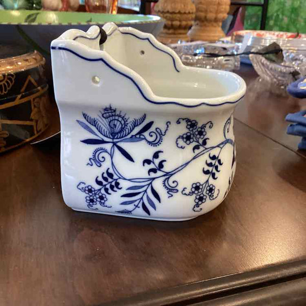 "As Is" Blue Danube Planter