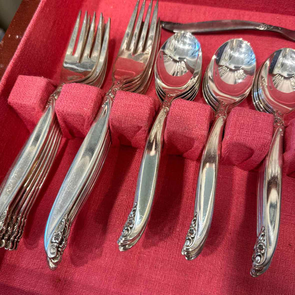 Roger Bros. Silverplate Flatware With Chest