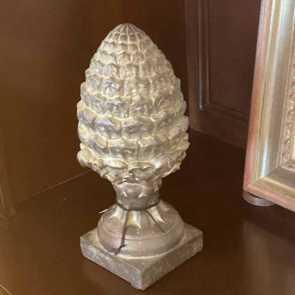 Resin Finial