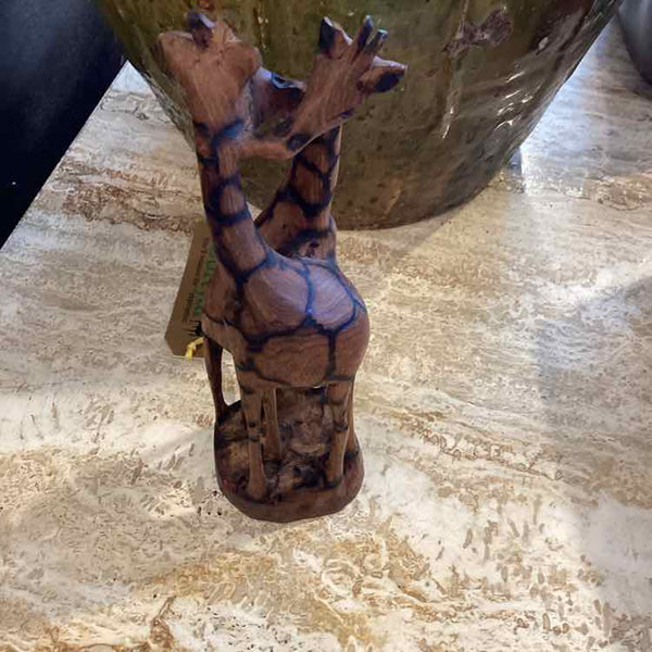 Wood Giraffe Sculpture