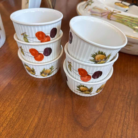 Royal Worcester "Evesham"  Set of 6 Ramekins