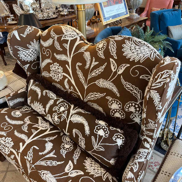 Crewel Fabric Interior Crafts Settee With Pillow