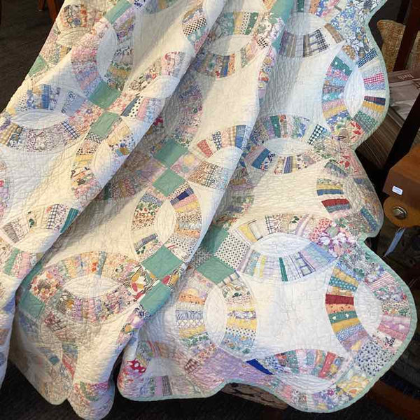 Vintage Double Wedding Ring Handmade Quilt