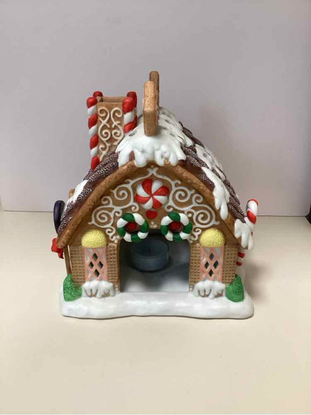 Retired Partylite Gingerbread Tealight House